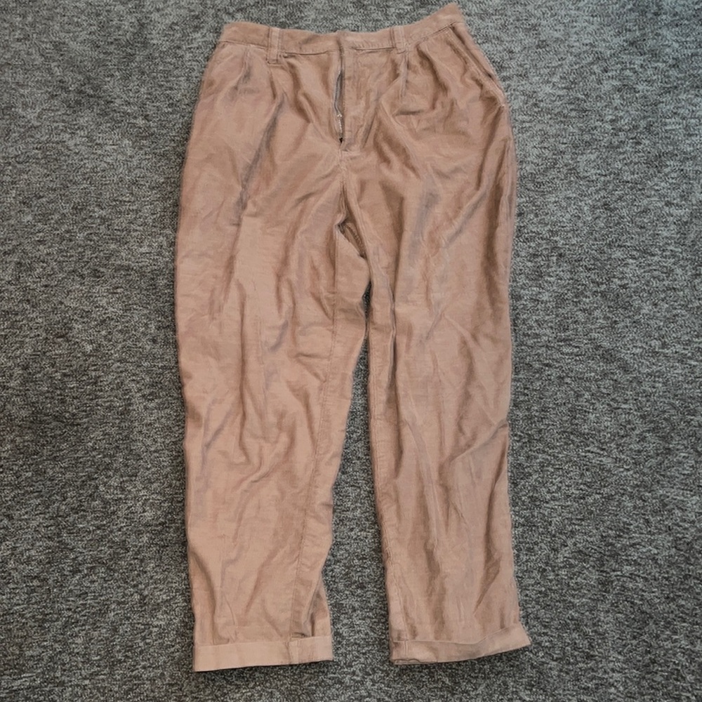 Gap paper back corduroy pants. New